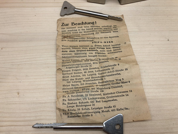 DDR Türschloss Fripa mit 2 Schlüssel