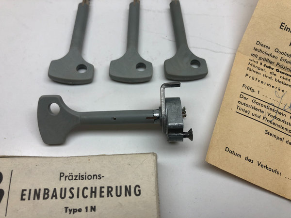 DDR Einbausicherung Schloss mit 4 Schlüssel